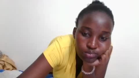 Snapshot of thick_eviey chatting on 12/24/24, 06:17 love online show from 12/24/24, 06:17