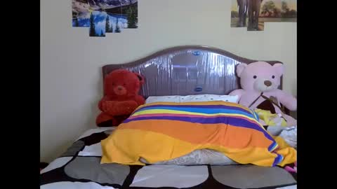 thickassvillageebony online show from 12/04/25, 01:04