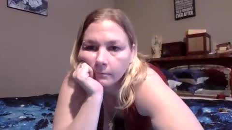 thickblonde_92 online show from 05/11/26, 02:23