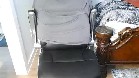 cock is thick online show from 04/18/26, 04:00