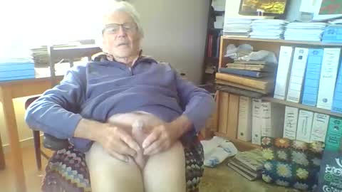 Snapshot of thickcockat71 chatting on 03/19/26, 10:14 Thickcockat71 online show from 03/19/26, 10:14