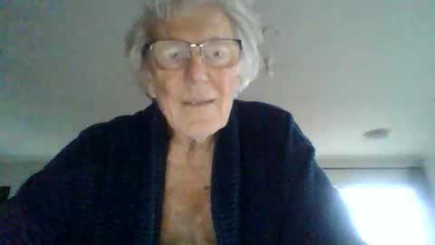 Snapshot of thickcockat71 chatting on 04/18/26, 07:58 Thickcockat71 online show from 04/18/26, 07:58