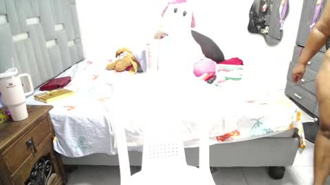 Snapshot of thickebonymilf chatting on 05/16/26, 03:14 XIOMARA online show from 05/16/26, 03:14