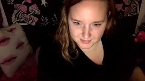 Ariel online show from 10/13/25, 02:55