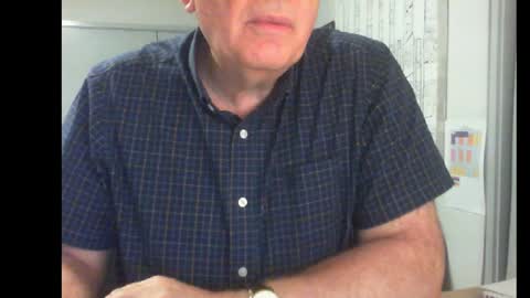 Snapshot of thickmelnik chatting on 12/20/24, 12:49 James online show from 12/20/24, 12:49