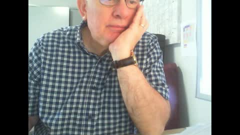 Snapshot of thickmelnik chatting on 12/30/24, 12:00 James online show from 12/30/24, 12:00