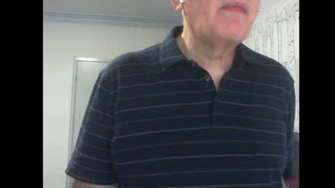 Snapshot of thickmelnik chatting on 01/17/25, 02:18 James online show from 01/17/25, 02:18