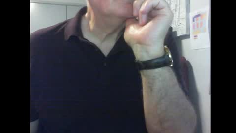 Snapshot of thickmelnik chatting on 01/20/25, 12:36 James online show from 01/20/25, 12:36