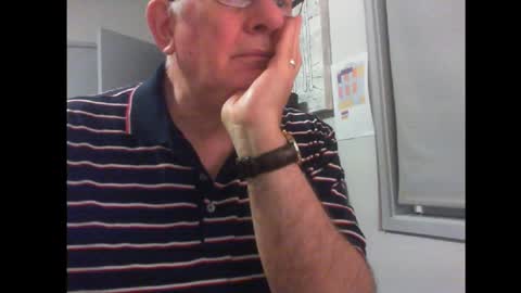 Snapshot of thickmelnik chatting on 02/05/25, 02:05 James online show from 02/05/25, 02:05