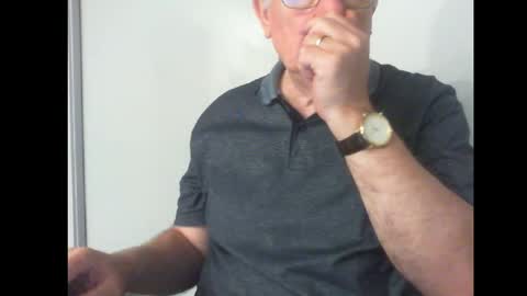 Snapshot of thickmelnik chatting on 02/12/25, 02:10 James online show from 02/12/25, 02:10