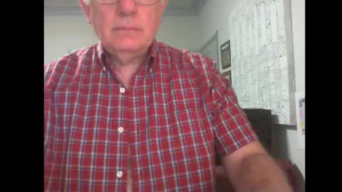 Snapshot of thickmelnik chatting on 02/14/25, 12:47 James online show from 02/14/25, 12:47