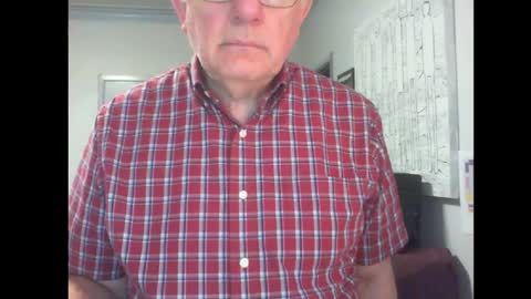 Snapshot of thickmelnik chatting on 02/16/25, 01:16 James online show from 02/16/25, 01:16