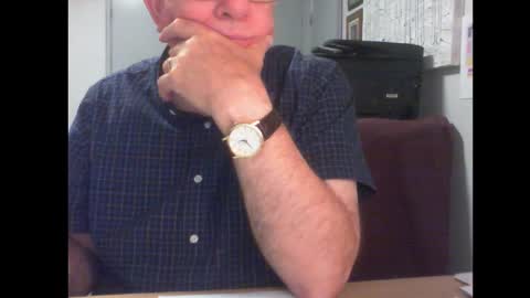 Snapshot of thickmelnik chatting on 02/24/25, 01:42 James online show from 02/24/25, 01:42