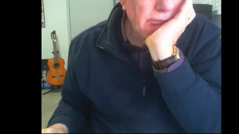 Snapshot of thickmelnik chatting on 09/13/25, 06:35 James online show from 09/13/25, 06:35