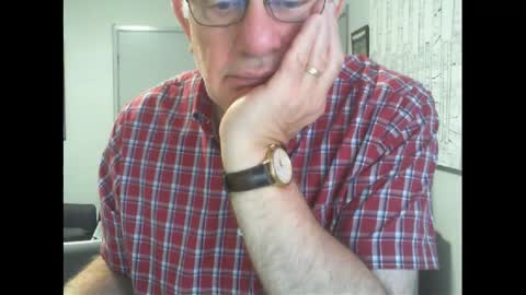 Snapshot of thickmelnik chatting on 05/02/26, 04:17 James online show from 05/02/26, 04:17