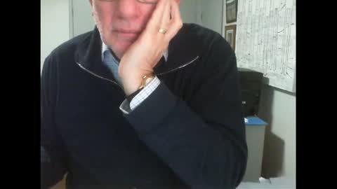 Snapshot of thickmelnik chatting on 06/23/26, 02:26 James online show from 06/23/26, 02:26