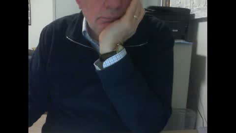 Snapshot of thickmelnik chatting on 06/29/26, 03:45 James online show from 06/29/26, 03:45