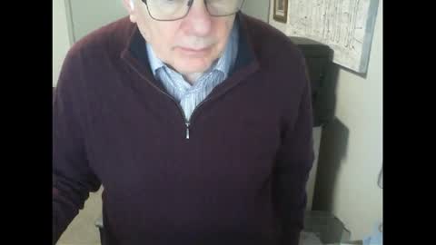 Snapshot of thickmelnik chatting on 07/23/26, 02:42 James online show from 07/23/26, 02:42