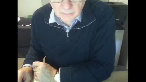 Snapshot of thickmelnik chatting on 08/02/26, 01:37 James online show from 08/02/26, 01:37