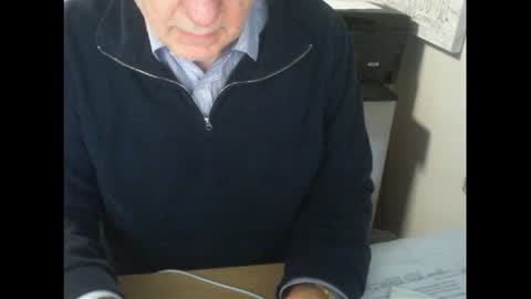 Snapshot of thickmelnik chatting on 08/05/26, 01:52 James online show from 08/05/26, 01:52