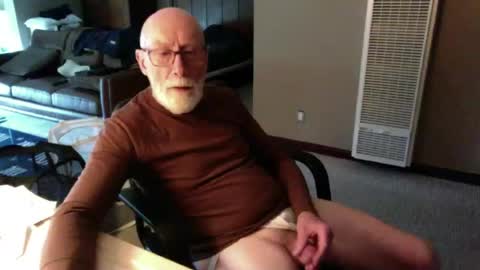 Snapshot of thickmorninwood chatting on 07/03/26, 03:40 thickmorninwood online show from 07/03/26, 03:40