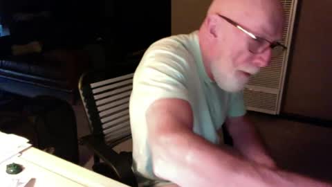 Snapshot of thickmorninwood chatting on 08/03/26, 01:05 thickmorninwood online show from 08/03/26, 01:05