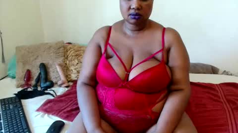 Snapshot of thicksexymellons chatting on 02/04/25, 09:28 Pat online show from 02/04/25, 09:28