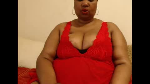 Snapshot of thicksexymellons chatting on 09/09/25, 06:57 Pat online show from 09/09/25, 06:57