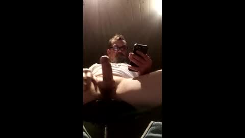 Snapshot of thickwhiteboydick chatting on 04/17/26, 09:23 thickwhiteboydick online show from 04/17/26, 09:23