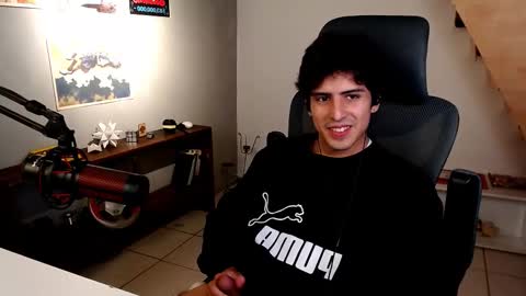 Snapshot of thieves_us chatting on 03/06/26, 04:31 thieves_us online show from 03/06/26, 04:31