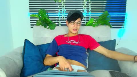 Thiago Saenzz online show from 02/09/26, 04:22