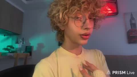 Snapshot of thisisdamiano chatting on 07/28/26, 06:31 Damiano online show from 07/28/26, 06:31