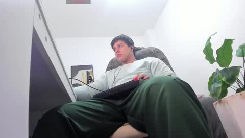 thom_ohtani online show from 11/18/25, 11:26