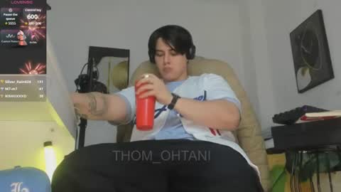 Snapshot of thom_ohtani chatting on 07/06/26, 08:55 thom_ohtani online show from 07/06/26, 08:55