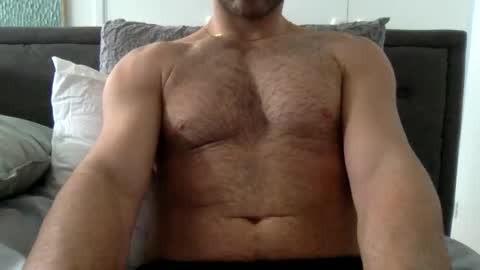 Snapshot of thomahawk215 chatting on 03/26/26, 05:24 thomahawk215 online show from 03/26/26, 05:24