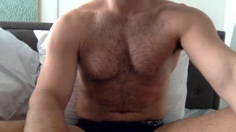 Snapshot of thomahawk215 chatting on 03/28/26, 03:28 thomahawk215 online show from 03/28/26, 03:28