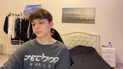 Thomas Hill online show from 10/04/25, 09:02