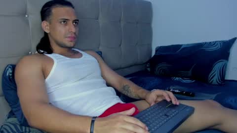 Thomas online show from 04/02/26, 01:25