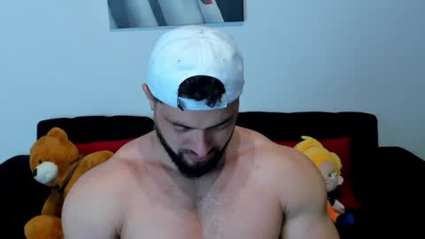 Thomas Brandon online show from 01/19/25, 01:32