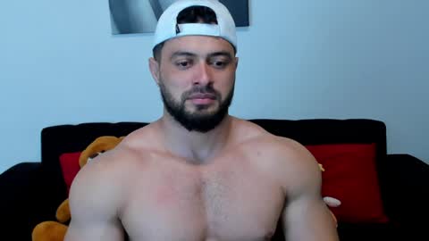 Thomas Brandon online show from 01/19/25, 04:33