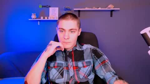 thomas_crow online show from 12/02/25, 09:36