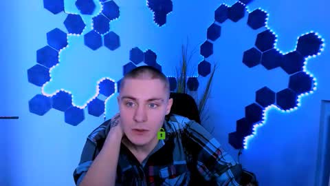 thomas_crow online show from 02/10/26, 07:51