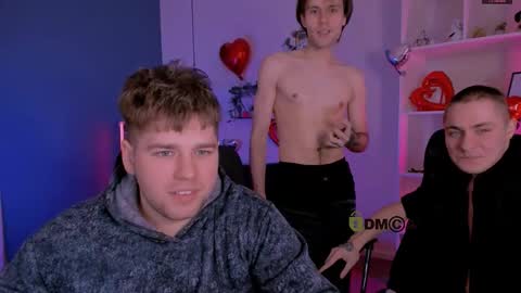 thomas_crow online show from 02/25/26, 10:03