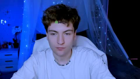 thomas_crow online show from 03/27/26, 09:53