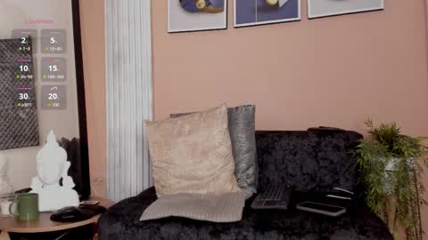 Thomas Eliott   independent model online show from 04/06/26, 08:21