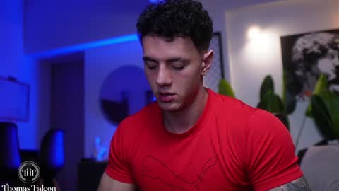 Thomas Falcon online show from 01/12/25, 02:03