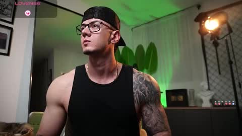 Thomas Falcon online show from 03/01/26, 12:45