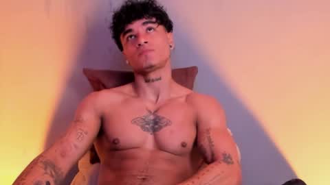 Thomas 3  JUST STAY AND BE MY LAST LOVE online show from 01/06/25, 11:31