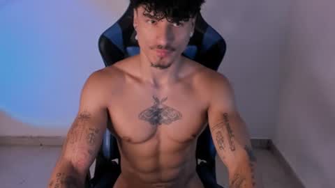 Snapshot of thomas_fit1 chatting on 06/24/26, 01:10 Thomas 3 JUST STAY AND BE MY LAST LOVE online show from 06/24/26, 01:10