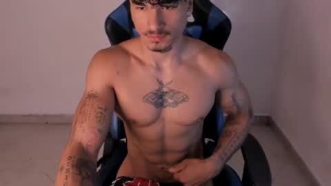 Snapshot of thomas_fit1 chatting on 06/27/26, 12:22 Thomas 3 JUST STAY AND BE MY LAST LOVE online show from 06/27/26, 12:22